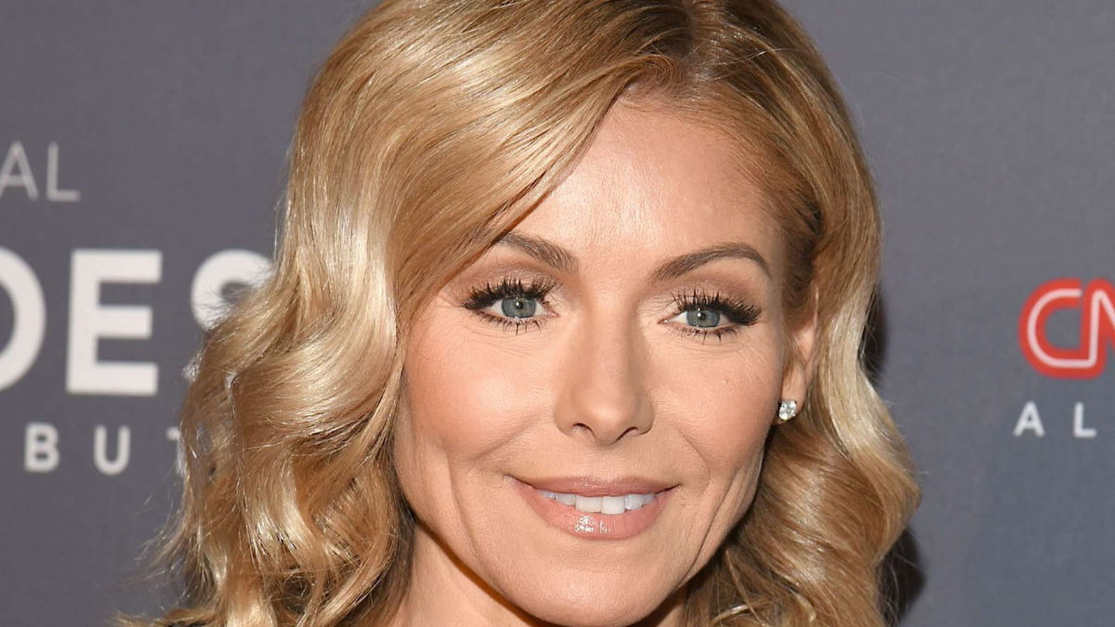 Kelly Ripa, avant