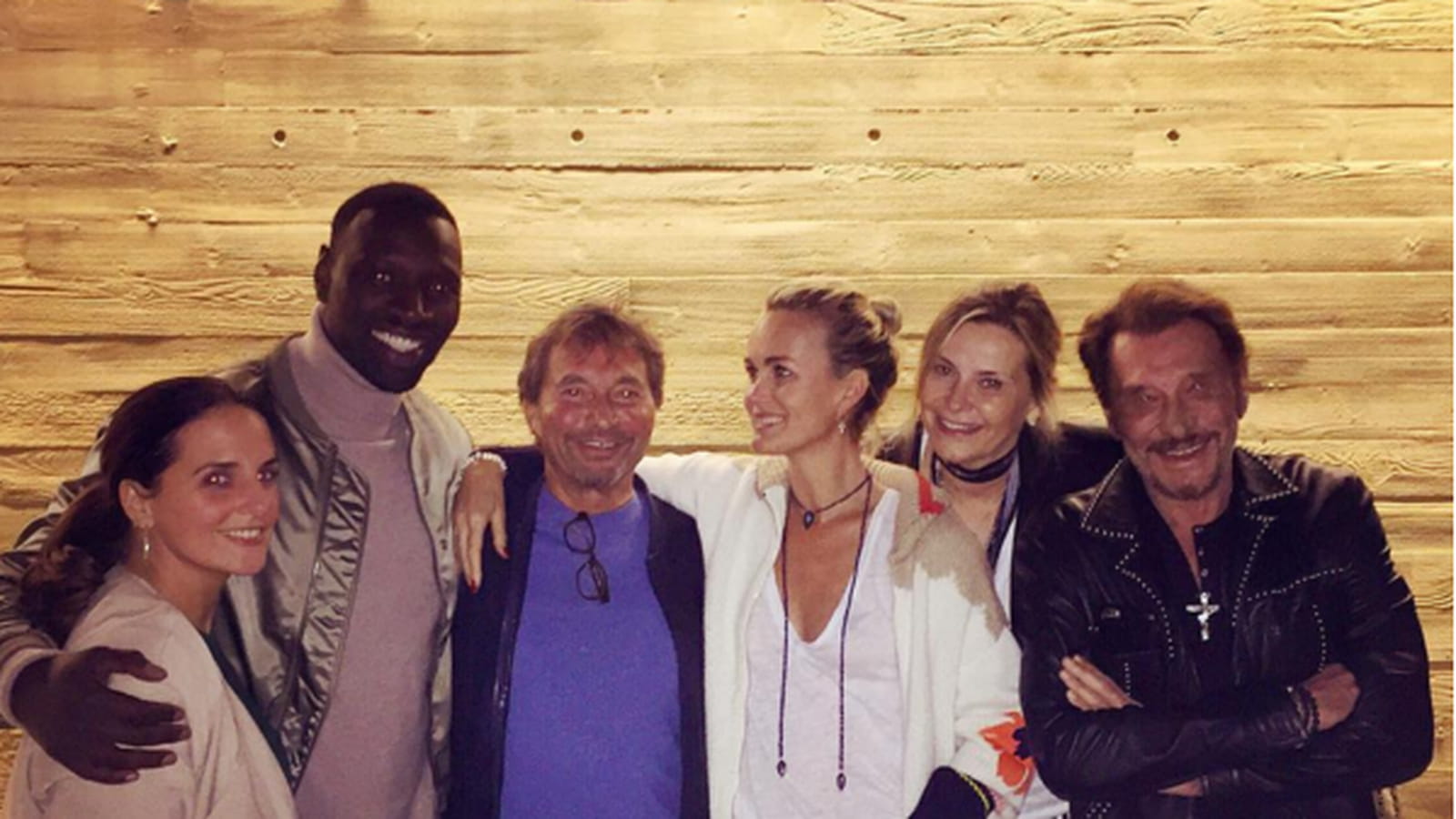  Johnny et Laeticia Hallyday, en compagnie d’Omar Sy