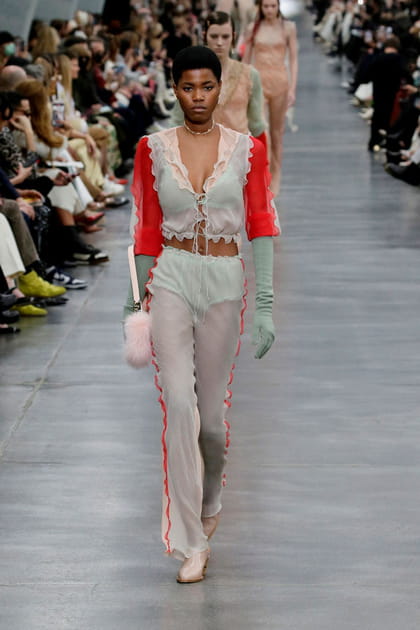 D&eacute;fil&eacute; Fendi automne-hiver 2022-2023