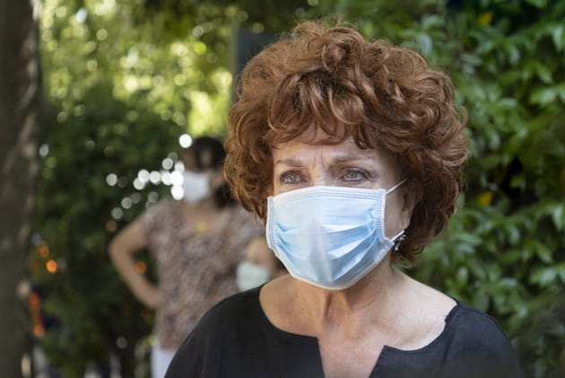 La chanteuse Charlotte Julian