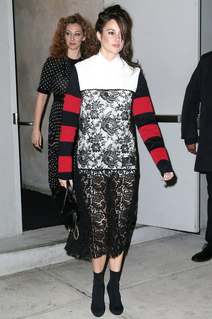 FLOP&nbsp;: Shailene Woodley en dentelle et rayures