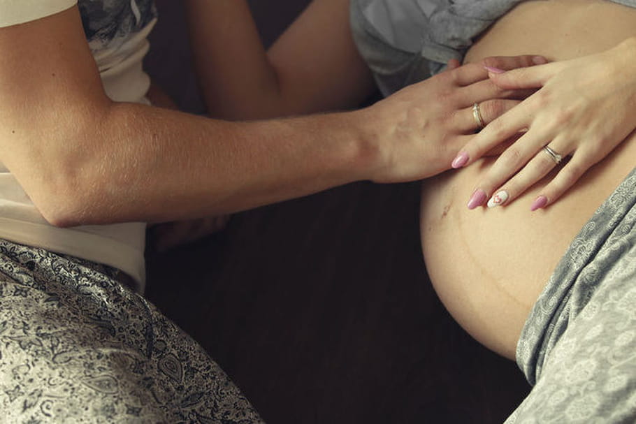 L'haptonomie favorise la sécurité affective du futur bébé