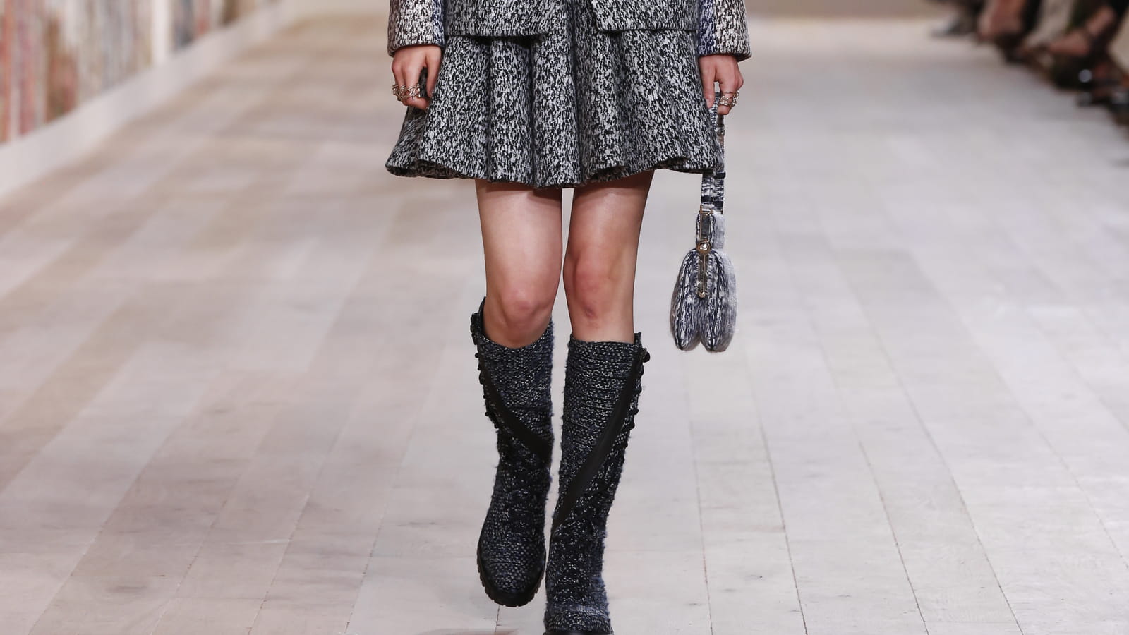 Look 44