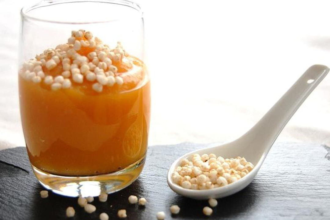 Compote de pommes et d'abricots