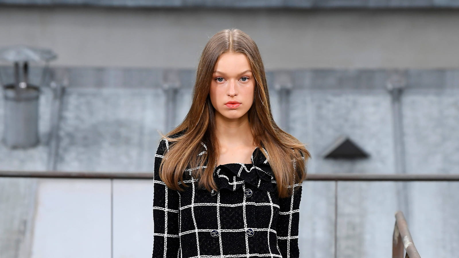Look 13