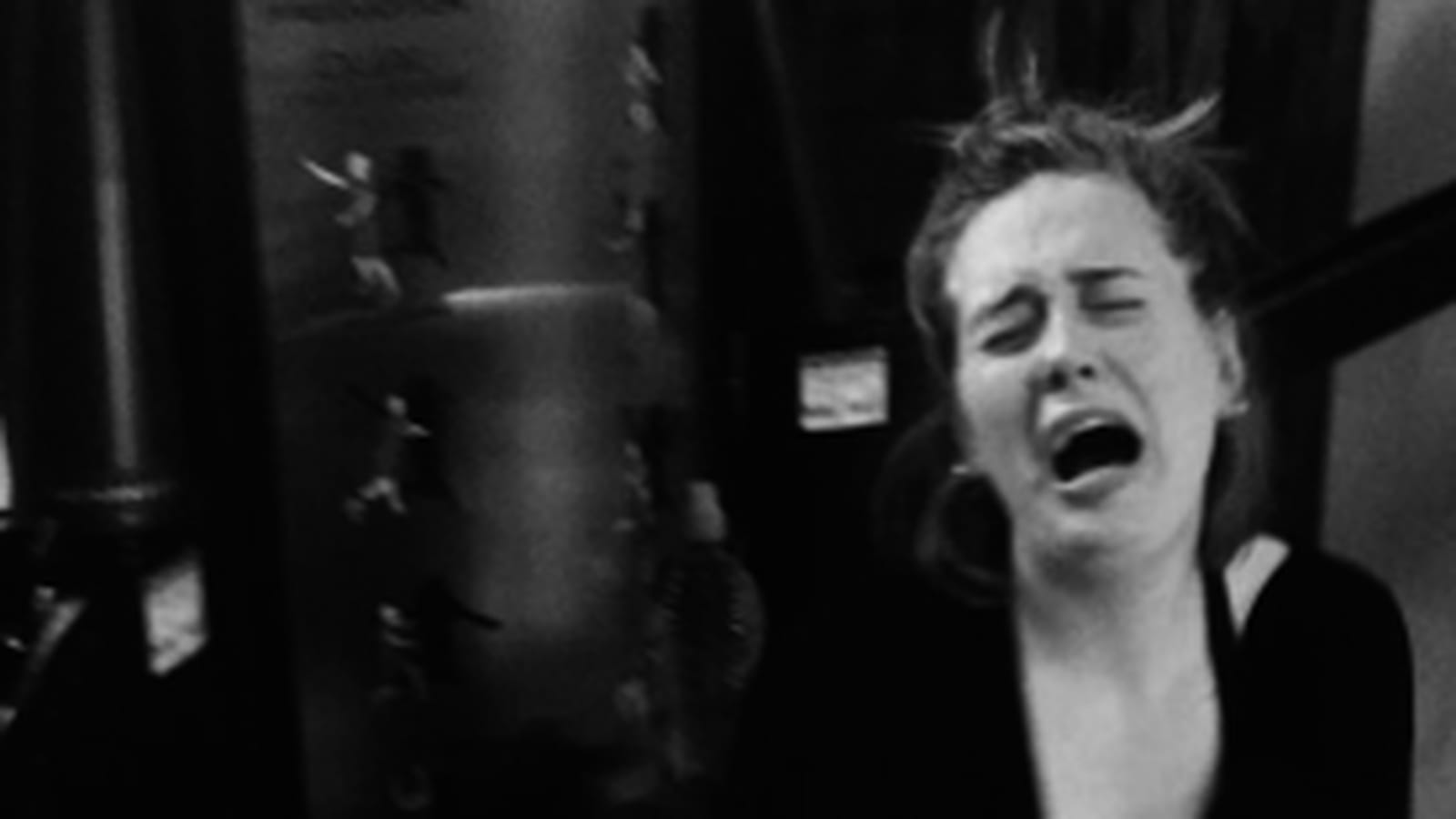  Adele