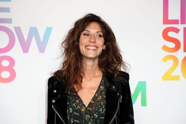 Doria Tillier au d&eacute;fil&eacute; Etam