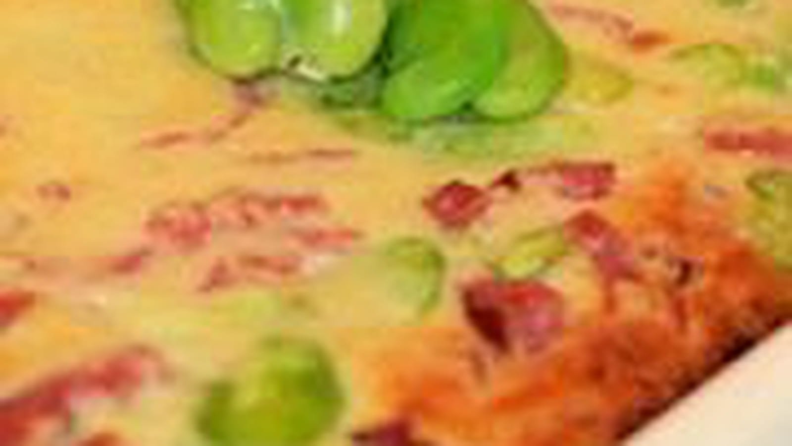 Clafoutis de fèves fraîches au parmesan et bacon