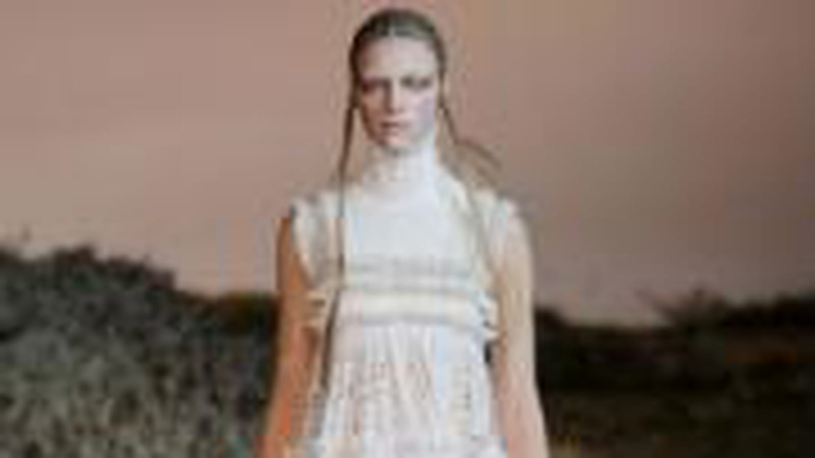 Une robe Alexander McQueen
