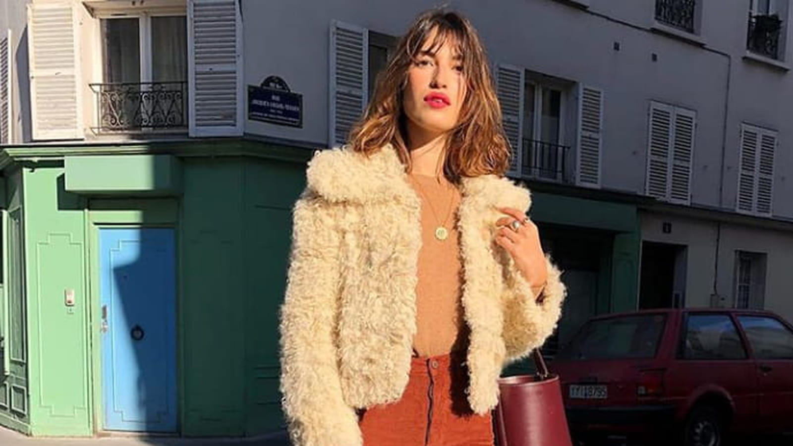 @jeannedamas