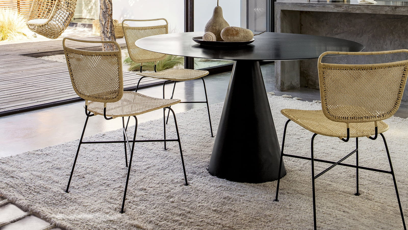 Table Mayra d'AM.PM.