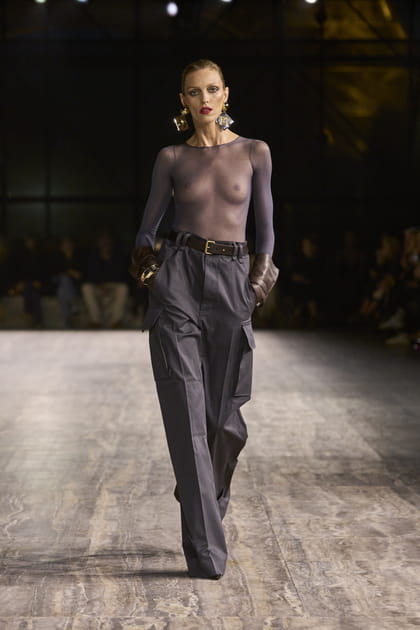Look 27 du défilé Saint Laurent printemps-été 2024