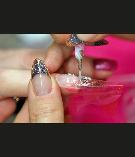 La pr&eacute;paration de la couche verso