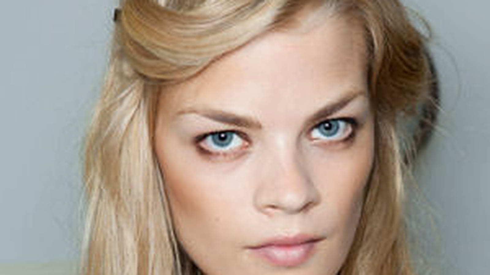 Le look beauté de Rebecca Taylor
