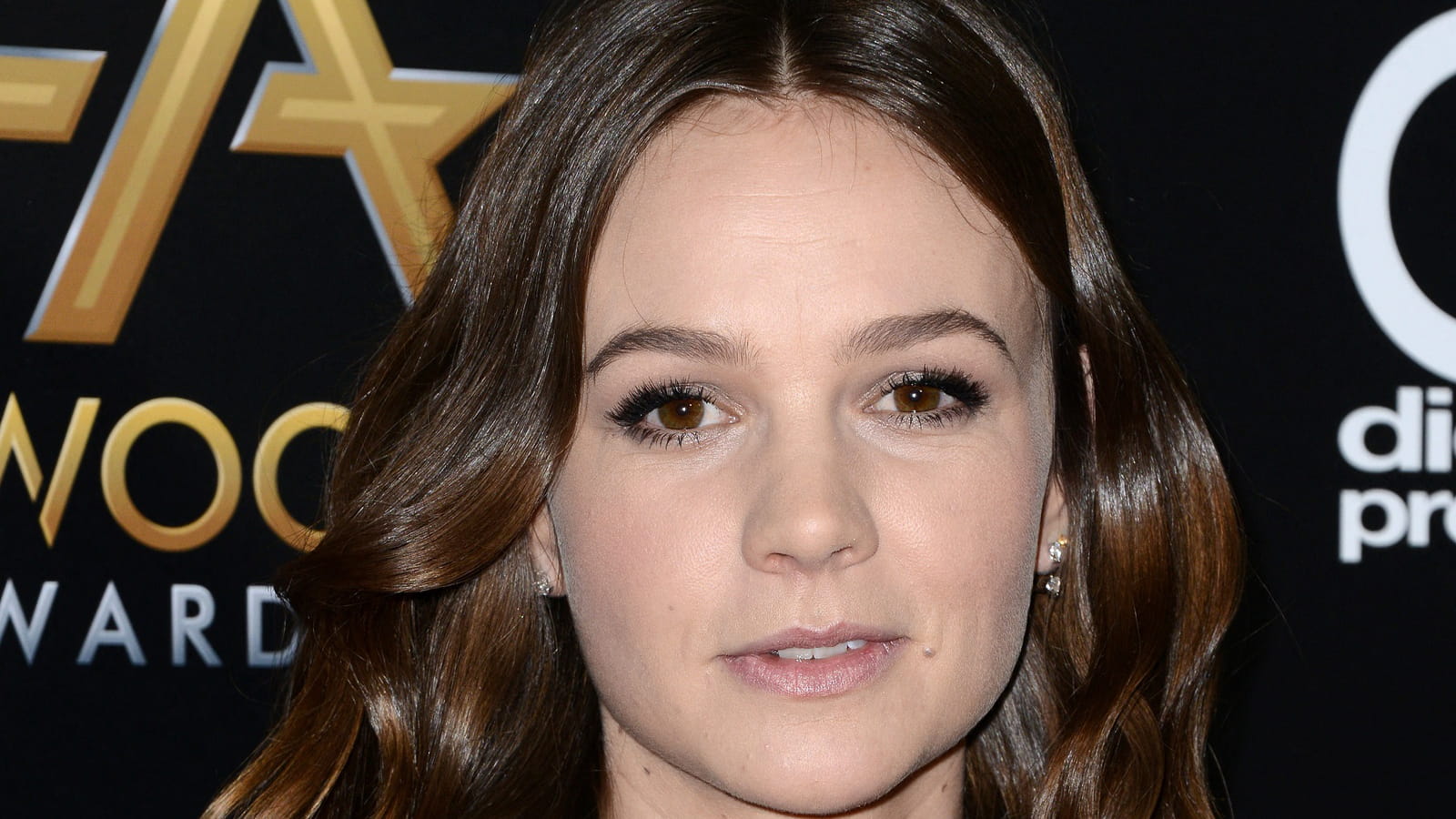 Carey Mulligan, brune