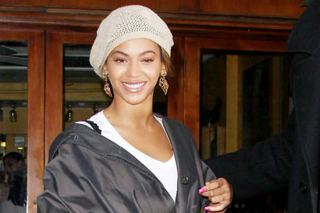 Beyoncé en trench court