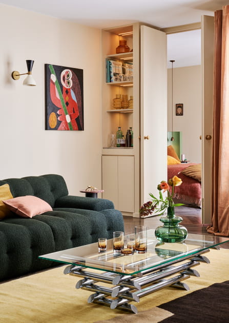 Apr&egrave;s&nbsp;: un salon spacieux et confortable