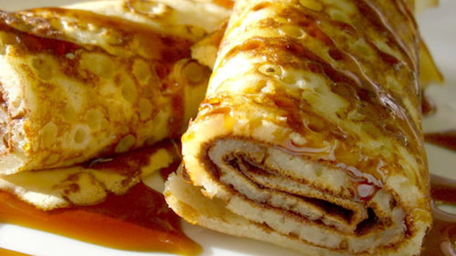 Crêpes roulées au caramel au beurre salé