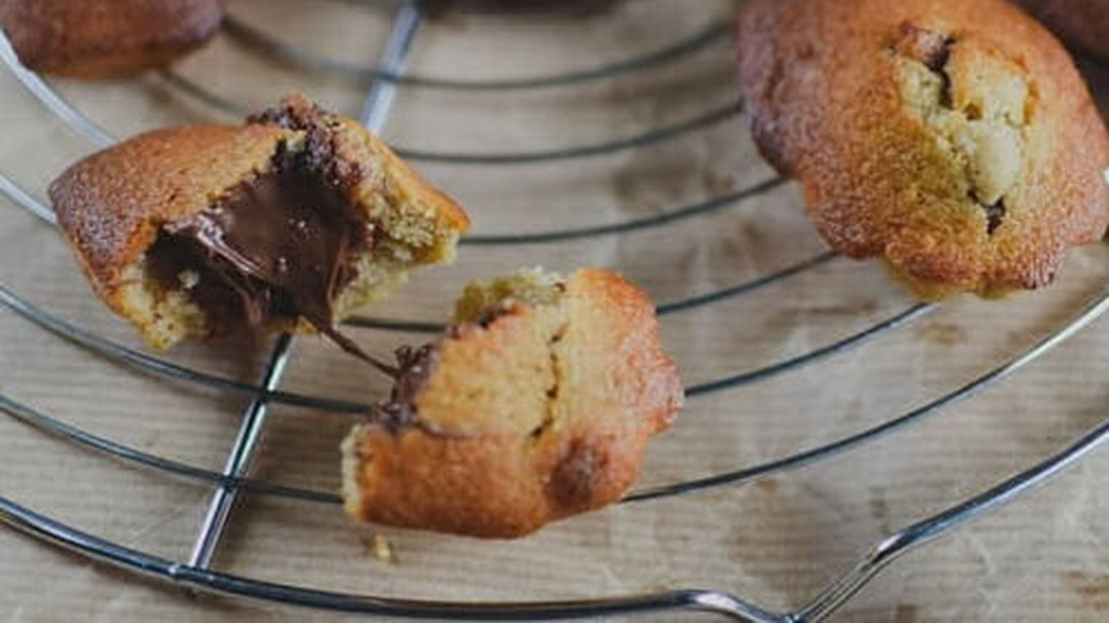 Madeleines à la noix de coco, coeur fondant au chocolat