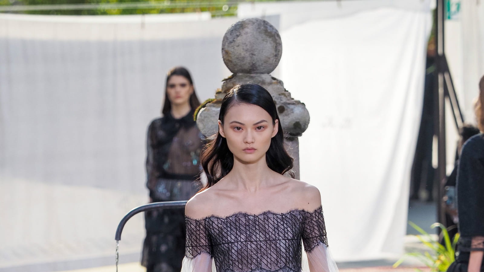 Look 56