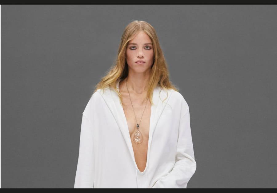 Le liner invers&eacute; de Courr&egrave;ges