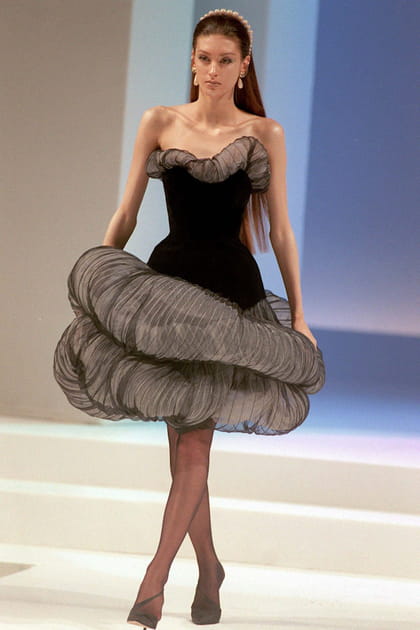 D&eacute;fil&eacute; Thierry Mugler haute couture automne-hiver 1999-2000