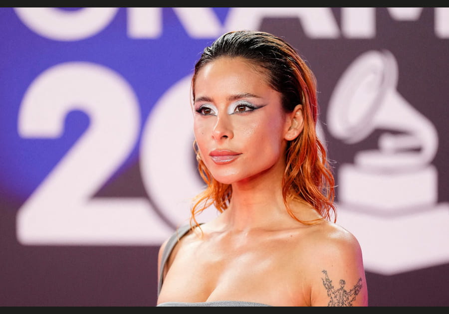 Flop&nbsp;: le fard &agrave; paupi&egrave;res mal appliqu&eacute; de Cami