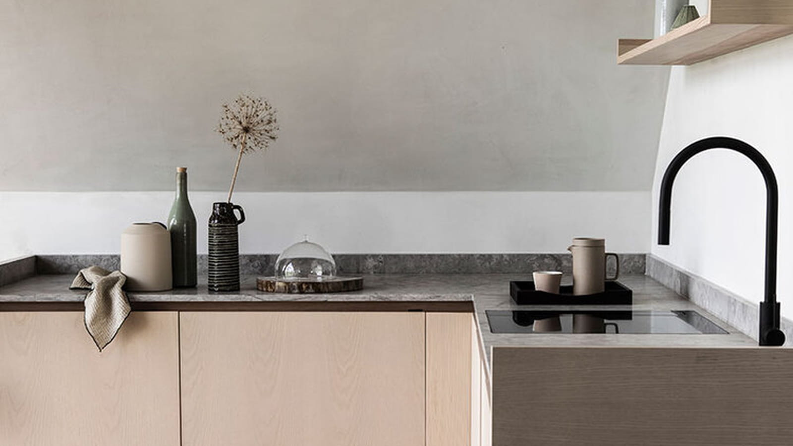 Appliques contemporaines