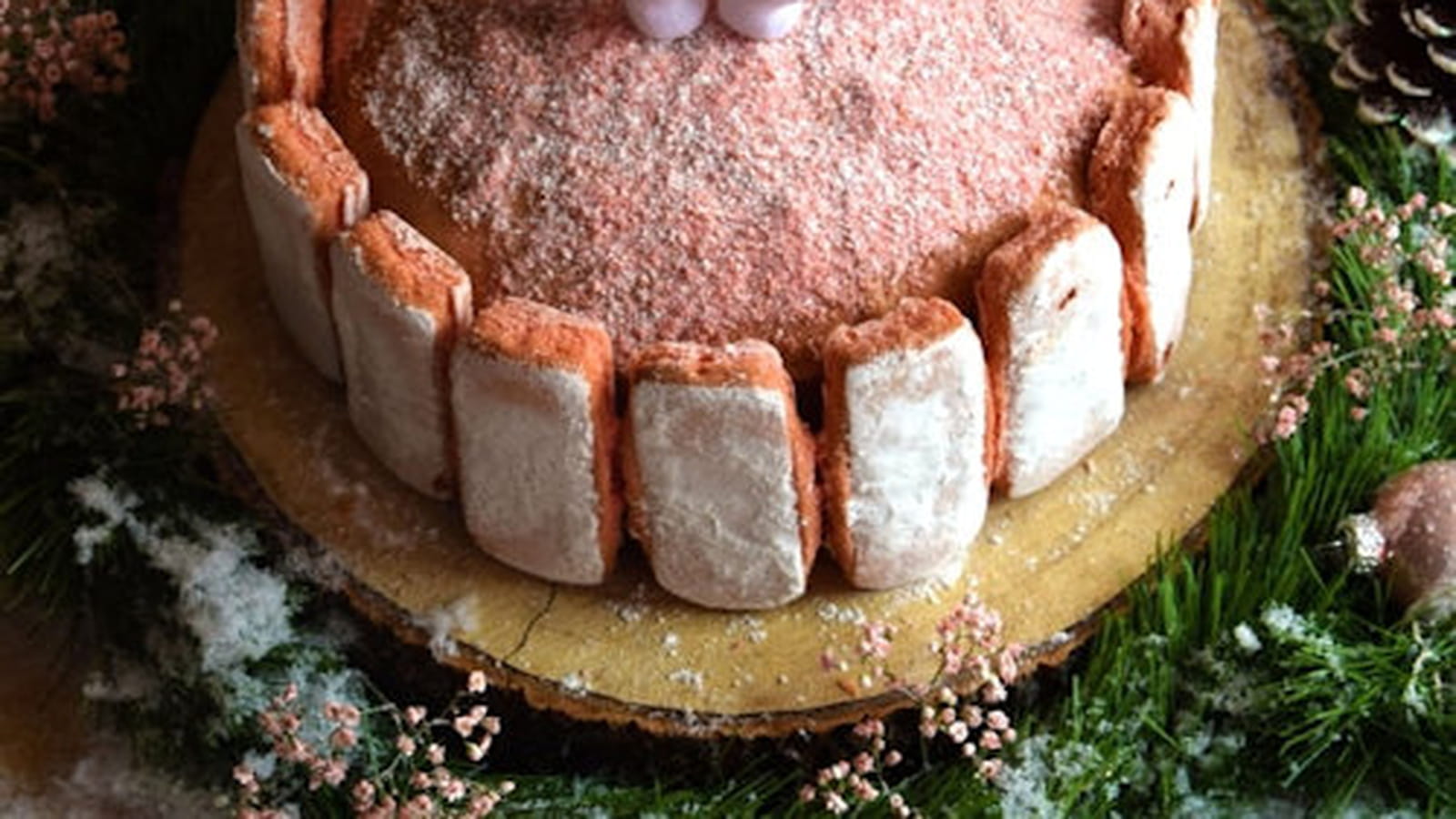 Charlotte de Noël au champagne, biscuits de Reims et crème de marrons