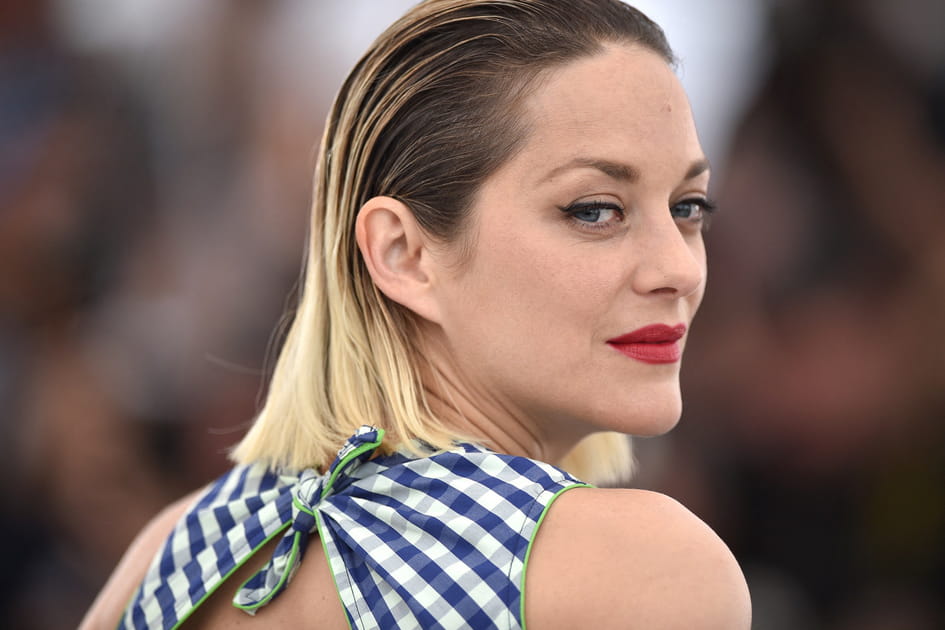 Le carr&eacute; lisse de Marion Cotillard