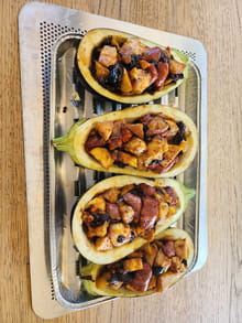 Aubergine farcie aux merguez (cuisson feu de bois) : Etape 2
