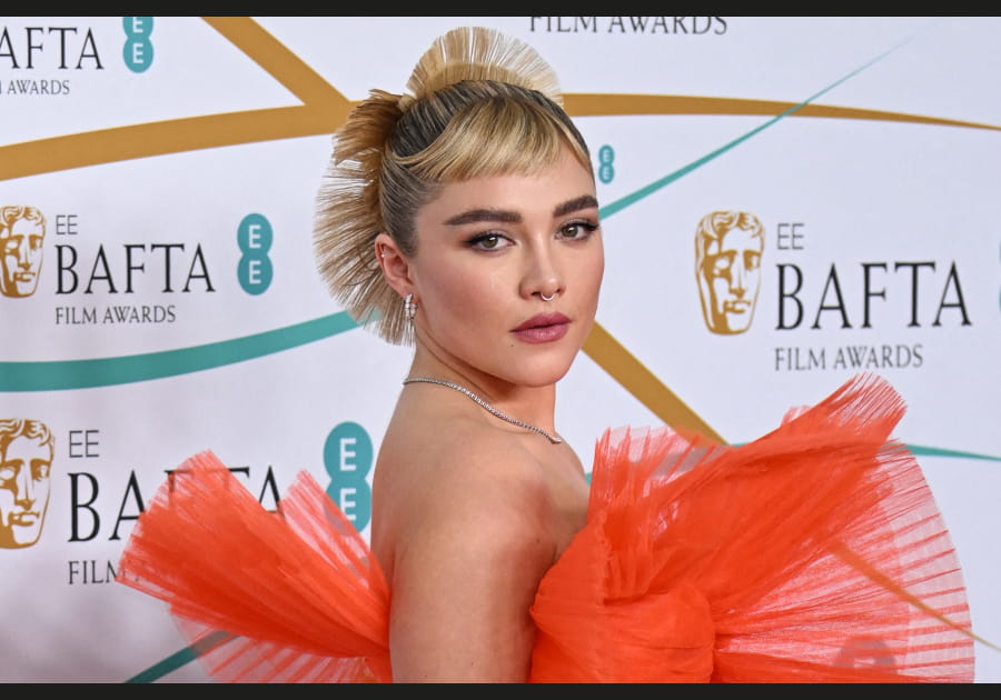 Flop&nbsp;: la coiffure en &eacute;ventail de Florence Pugh