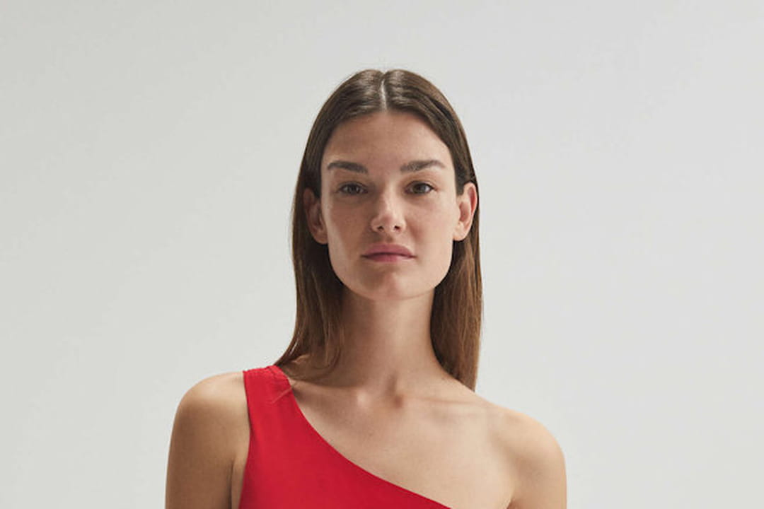 Maillot de bain une pièce à découpes