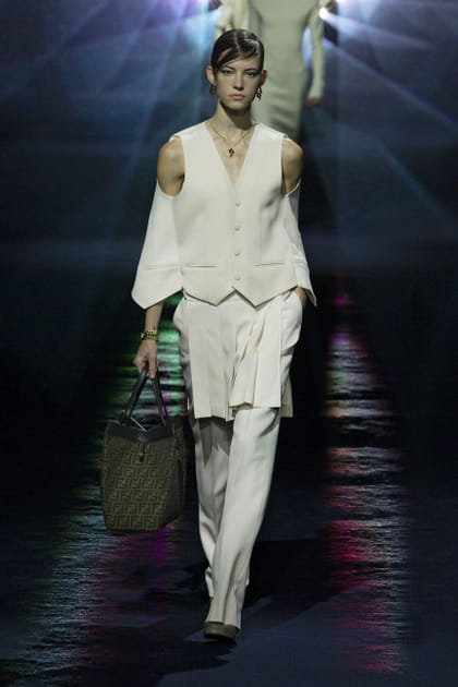 Look 20&nbsp;du d&eacute;fil&eacute; Fendi