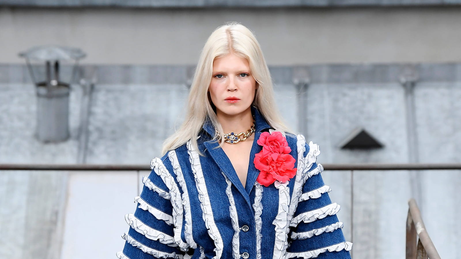 Look 39