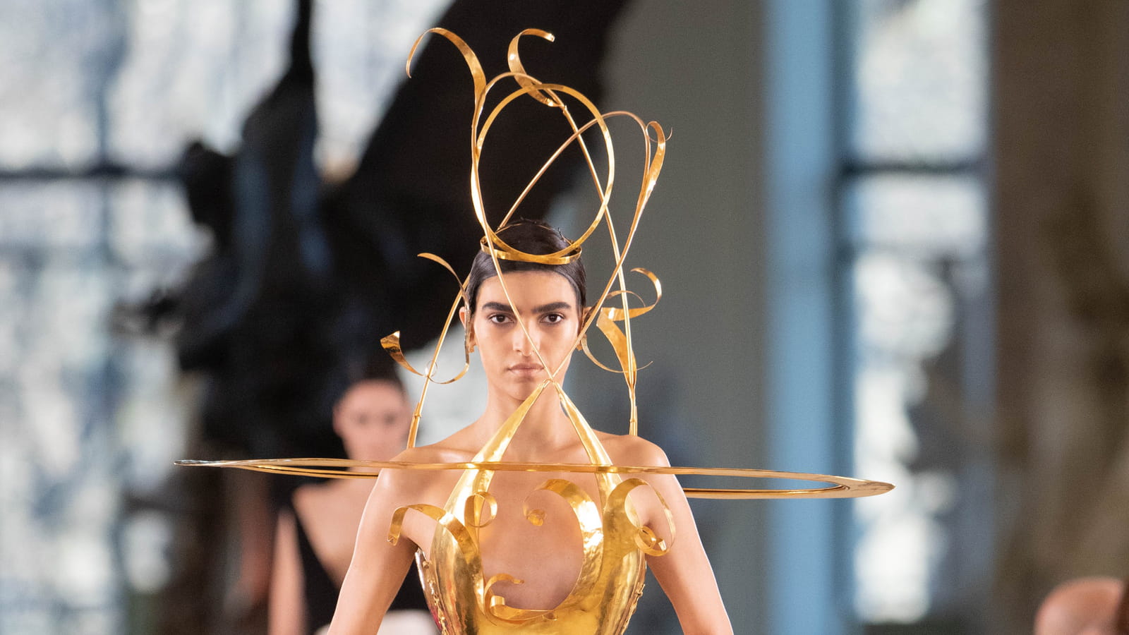 Look 19