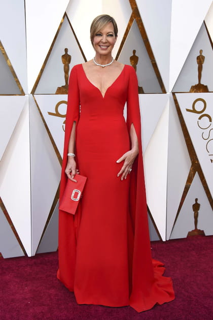 Allison Janney en Reem Acra