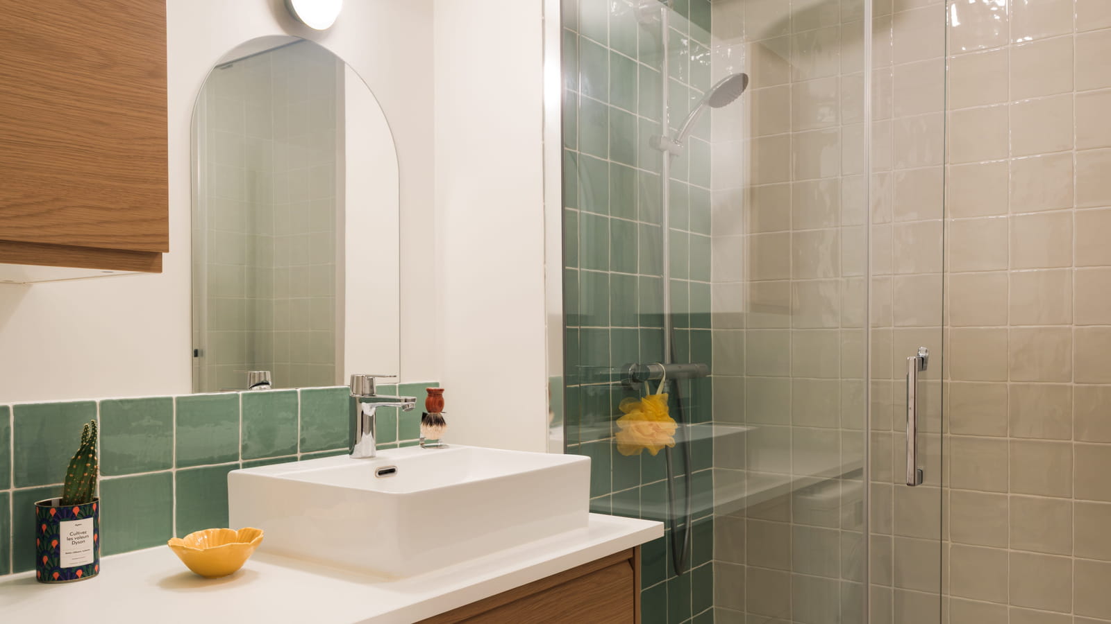 Salle de bains après