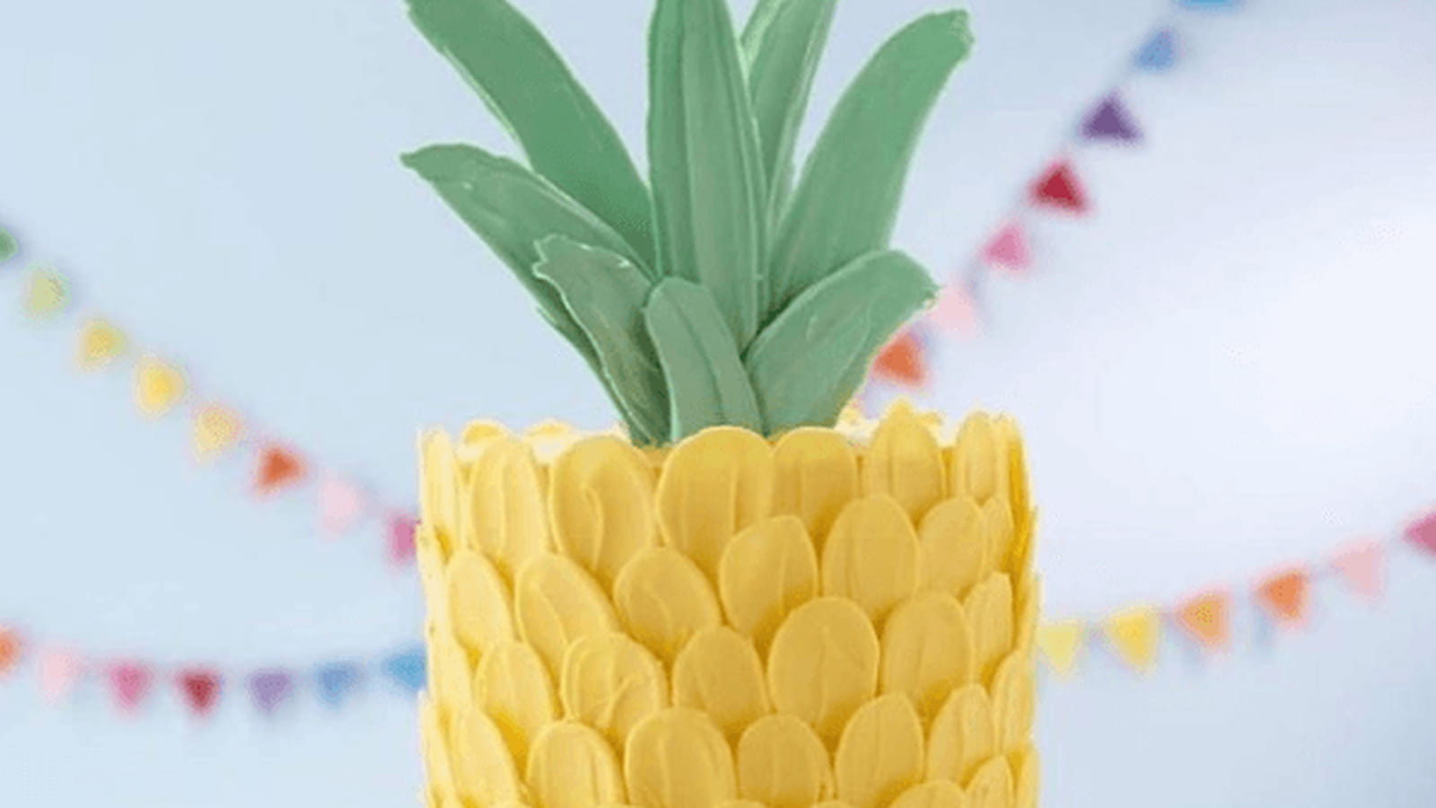 Le brushstroke cake ananas