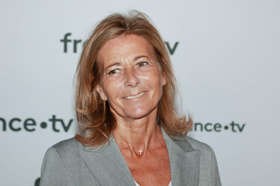 Le carr&eacute; mi-long naturel de Claire Chazal