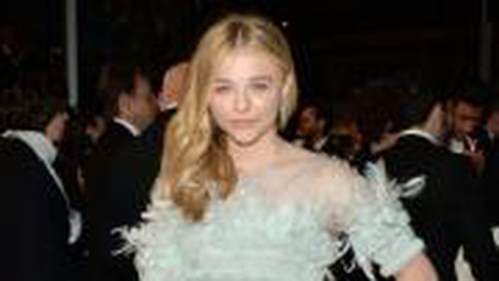 Chloe Grace Moretz en robe Chanel