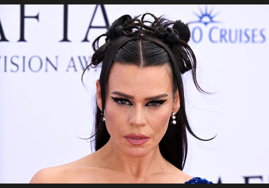 Flop&nbsp;: la coiffure compliqu&eacute;e de Billie Piper