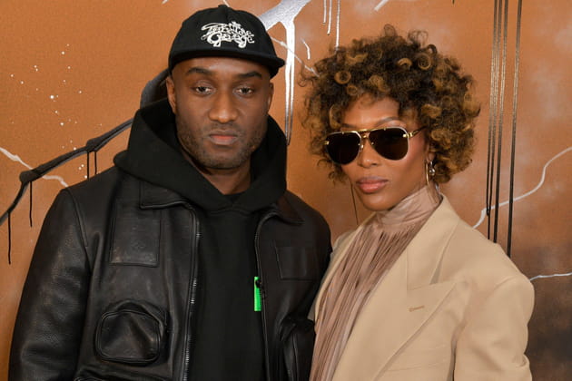 Virgil Abloh pose avec Naomi Campbell