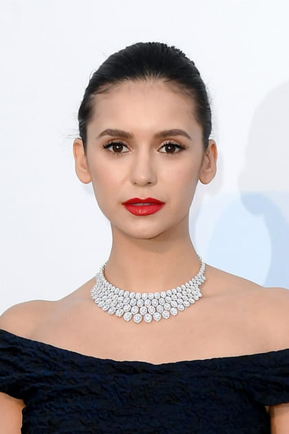 La bouche en coeur de Nina Dobrev