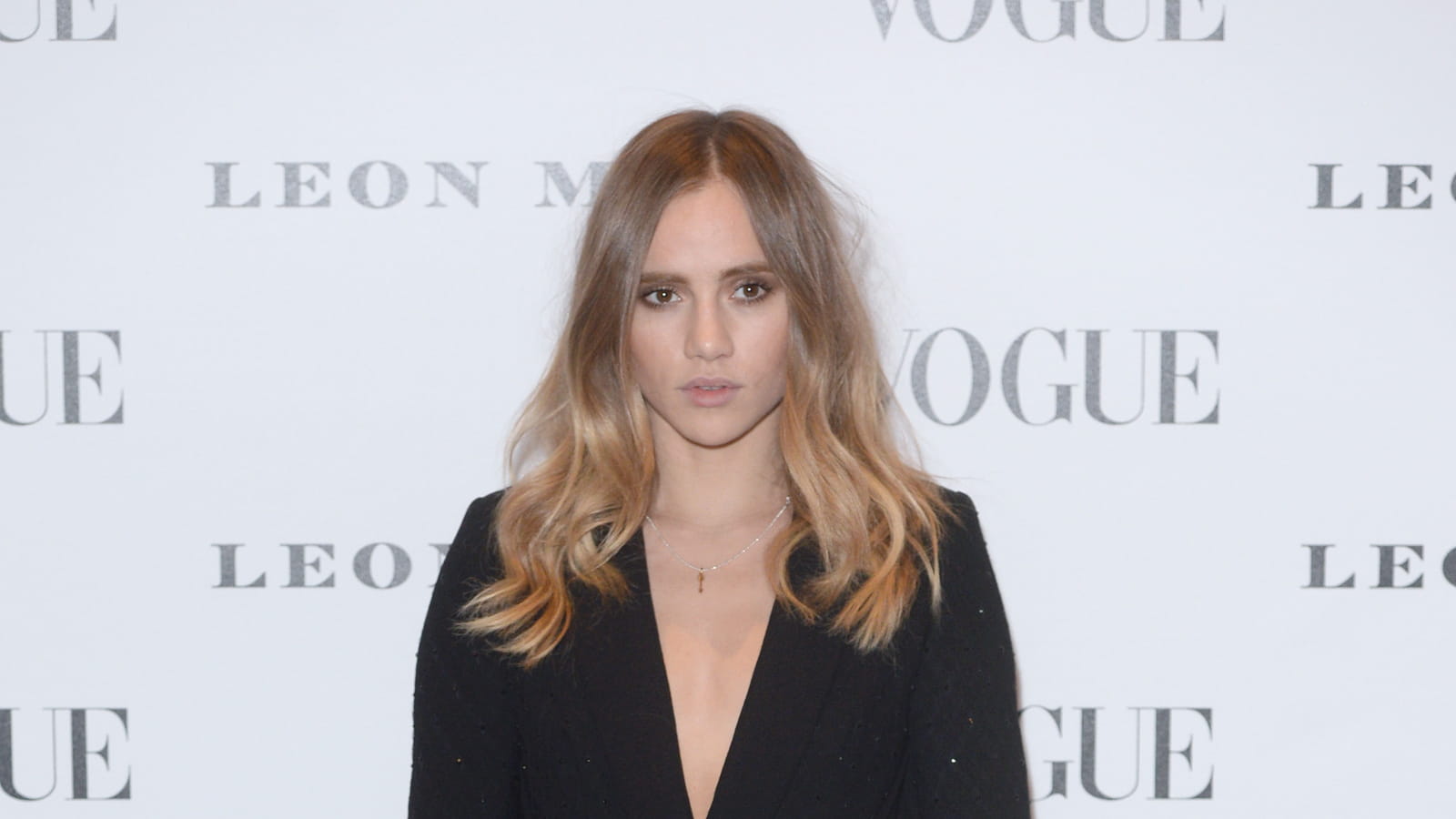 Suki Waterhouse