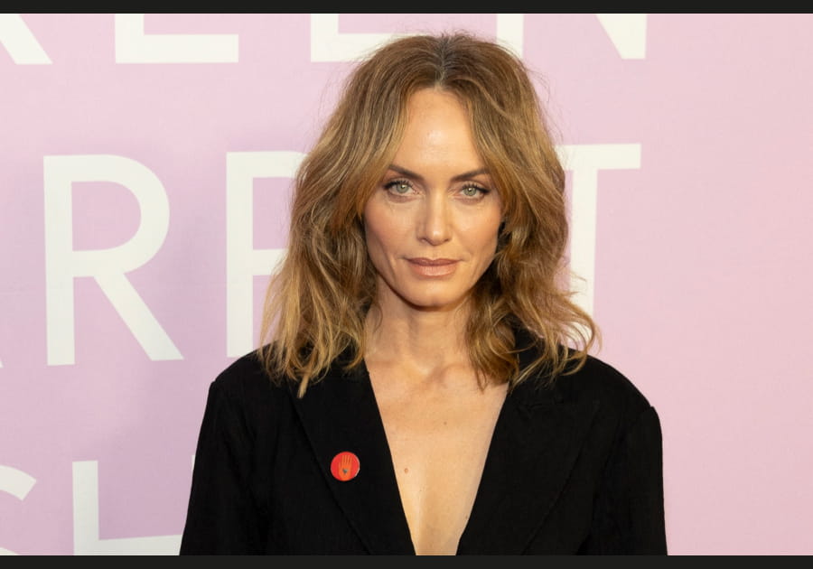 Flop&nbsp;: les cheveux ultra d&eacute;coiff&eacute;s d'Amber Valletta
