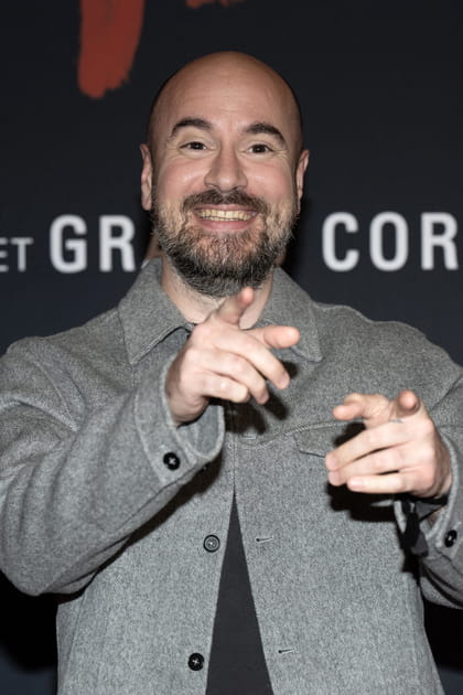 Kyan Khojandi, présent à l'avant-première de "Monsieur Aznavour"