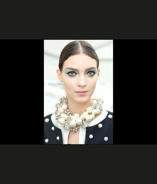 Fashion week Paris&nbsp;: la touche chic du d&eacute;fil&eacute; Chanel