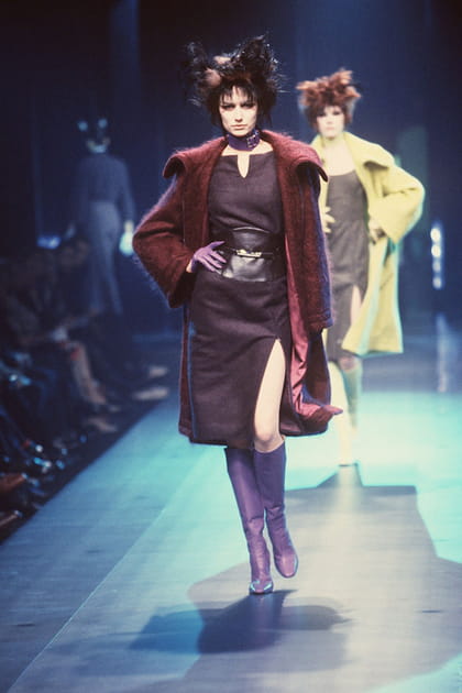 D&eacute;fil&eacute; Thierry Mugler automne-hiver 2000-2001