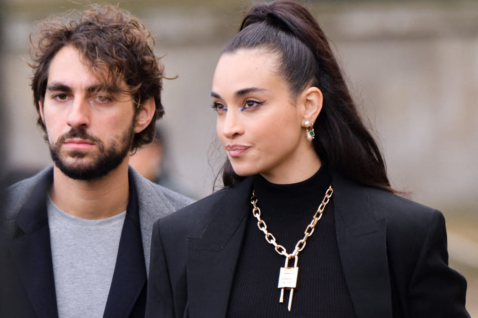 Le liner bleu de Cam&eacute;lia Jordana